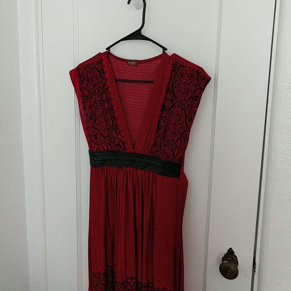 Adorable red and black dress